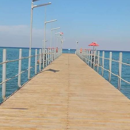 Chalet Porto South Beach - Beach Front Sea View Айн Сохна Екстериор снимка