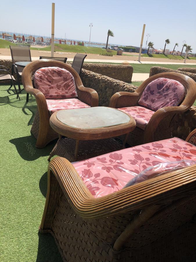 Chalet Porto South Beach - Beach Front Sea View Айн Сохна Екстериор снимка