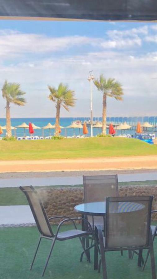 Chalet Porto South Beach - Beach Front Sea View Айн Сохна Екстериор снимка
